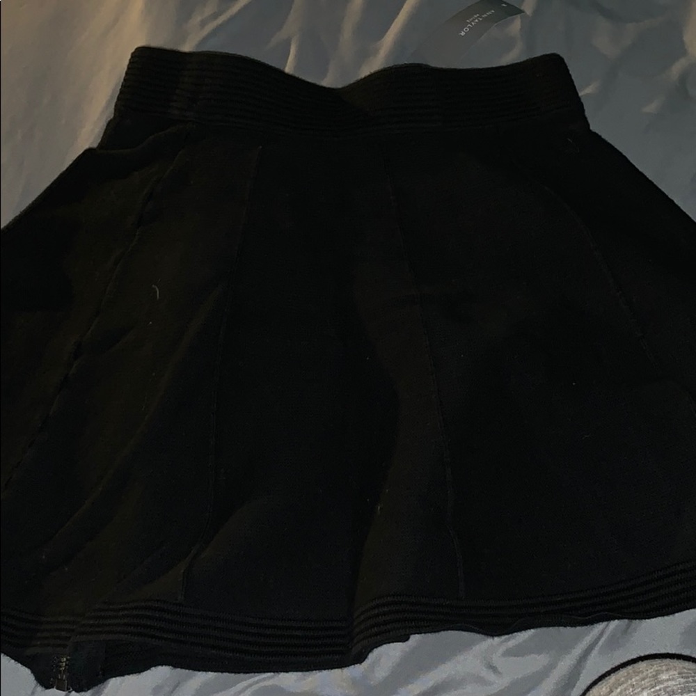 Skirts - Picture 3 of 3